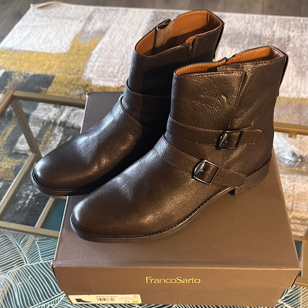 Franco Sarto “Mirani” Olive Leather Ankle Boots, women size 11M
